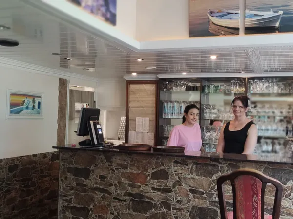 Blick auf das Restaurant Corfu von außen