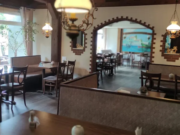 Gemütliches Interieur im Restaurant Corfu